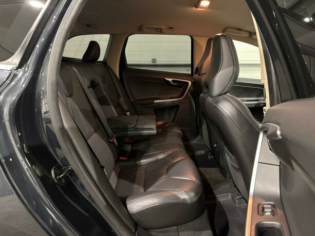 volvo-xc-60-diesel-2010-big-10