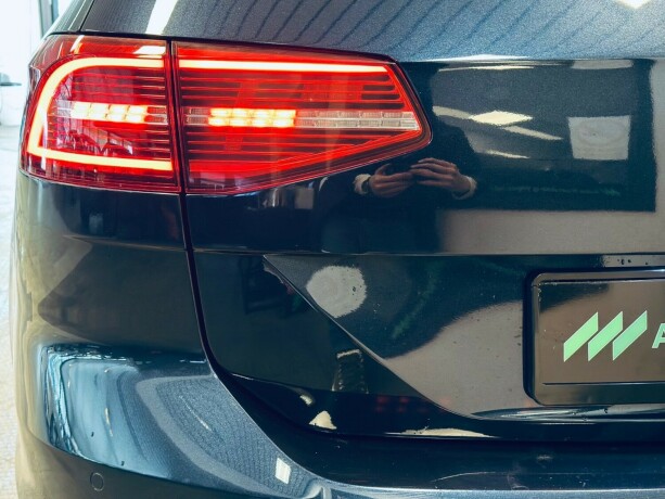 volkswagen-passat-elektrisitetbensin-2017-big-30