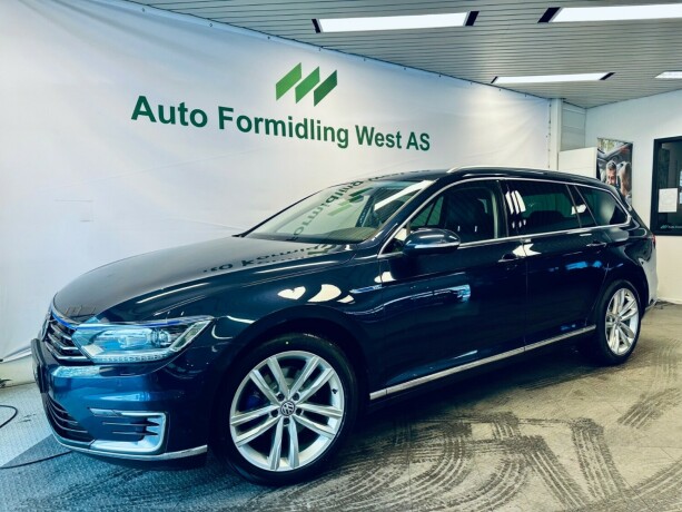 volkswagen-passat-elektrisitetbensin-2017-big-0