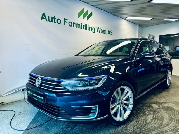 volkswagen-passat-elektrisitetbensin-2017-big-1