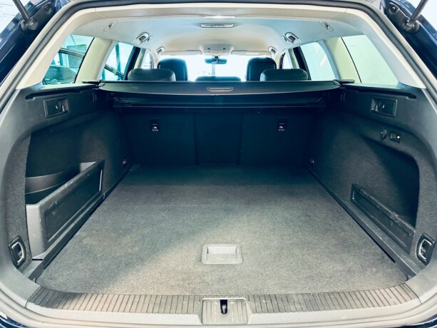 volkswagen-passat-elektrisitetbensin-2017-big-20