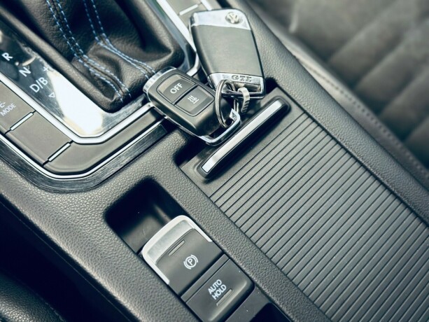 volkswagen-passat-elektrisitetbensin-2017-big-22