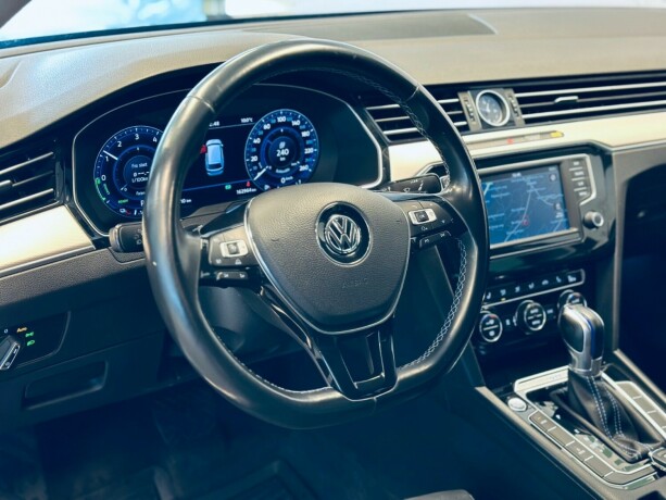 volkswagen-passat-elektrisitetbensin-2017-big-10
