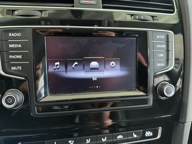 volkswagen-golf-diesel-2013-big-25