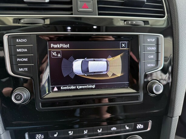 volkswagen-golf-diesel-2013-big-26