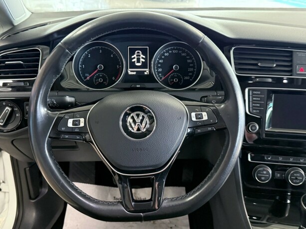 volkswagen-golf-diesel-2013-big-13