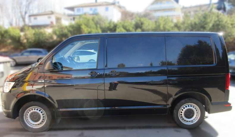 volkswagen-transporter-diesel-2019-big-1