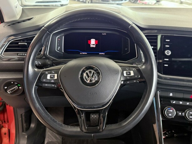volkswagen-t-roc-bensin-2018-big-12
