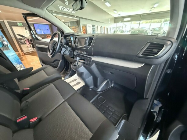 peugeot-expert-diesel-2022-big-25
