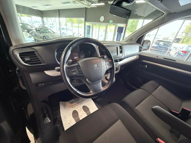 peugeot-expert-diesel-2022-big-11