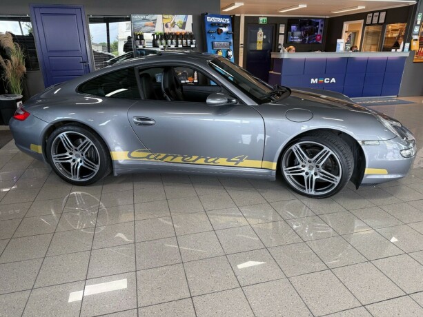 porsche-911-bensin-2006-big-8