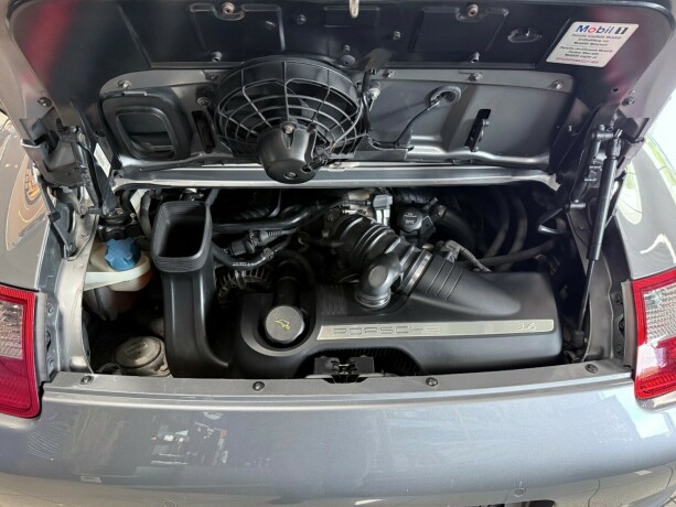 porsche-911-bensin-2006-big-42