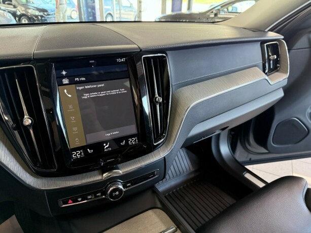 volvo-xc-60-elektrisitetbensin-2019-big-37