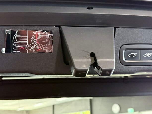 volvo-xc-60-elektrisitetbensin-2019-big-50
