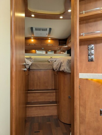 carthago-chic-c-line-i-49-diesel-2015-big-71