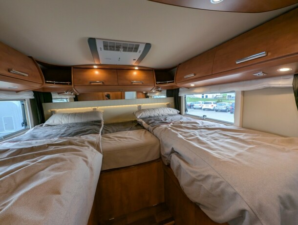 carthago-chic-c-line-i-49-diesel-2015-big-83