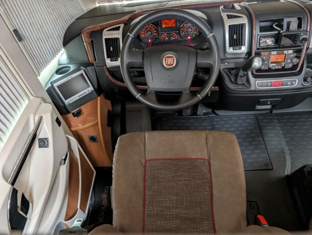 carthago-chic-c-line-i-49-diesel-2015-big-28