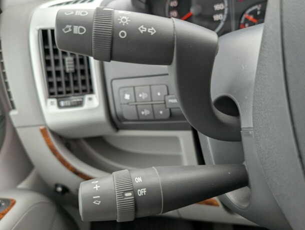 eura-mobil-tt-710-qb-diesel-2011-big-20