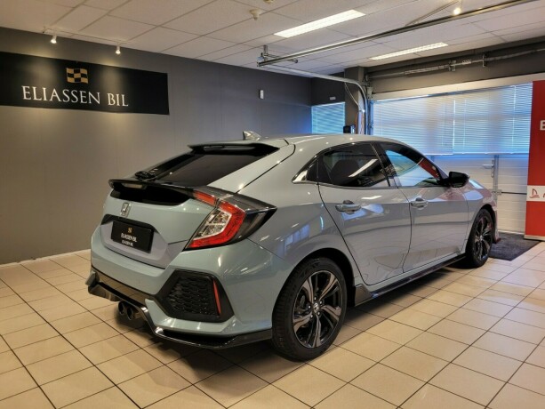 honda-civic-bensin-2017-big-4
