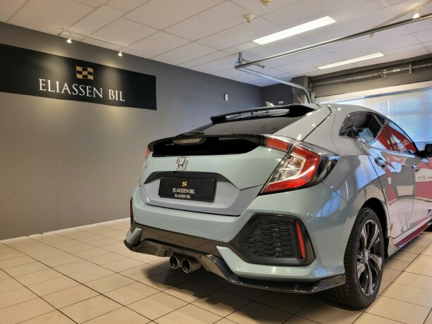 honda-civic-bensin-2017-big-6