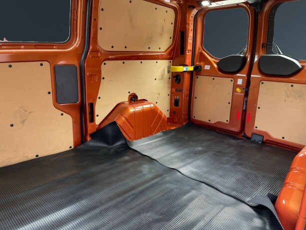 ford-transit-diesel-2018-big-10