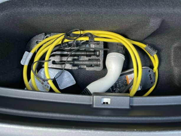 volkswagen-id4-elektrisitet-2021-big-18