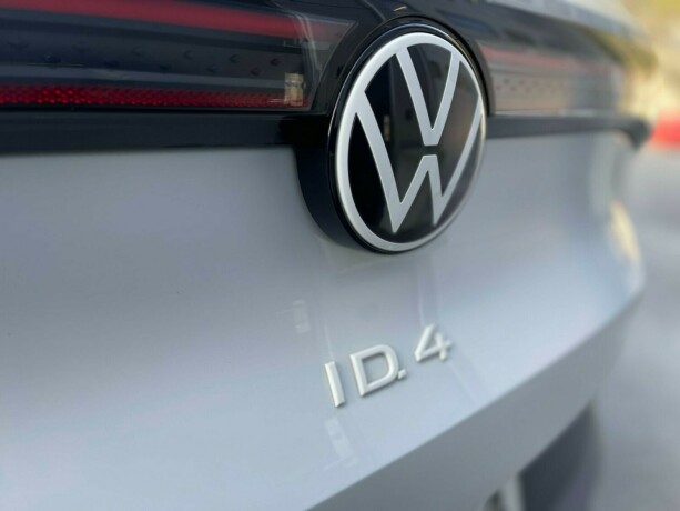 volkswagen-id4-elektrisitet-2021-big-19
