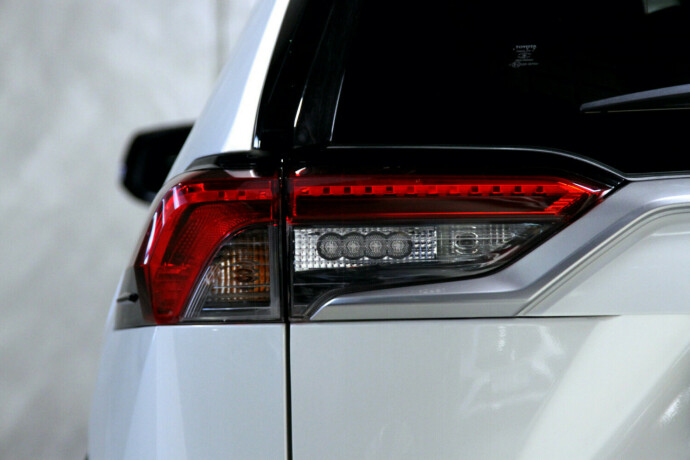 toyota-rav4-elektrisitetbensin-2019-big-27