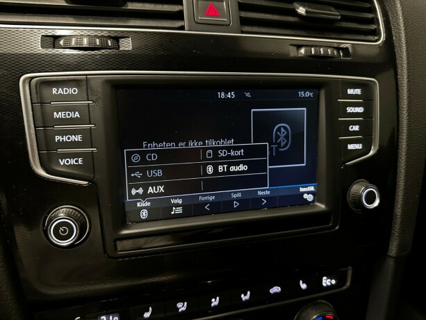 volkswagen-golf-elektrisitetbensin-2017-big-19