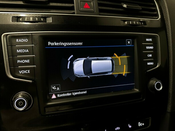 volkswagen-golf-elektrisitetbensin-2017-big-22