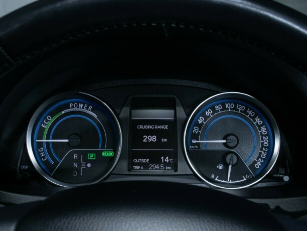 toyota-auris-bensin-2015-big-26