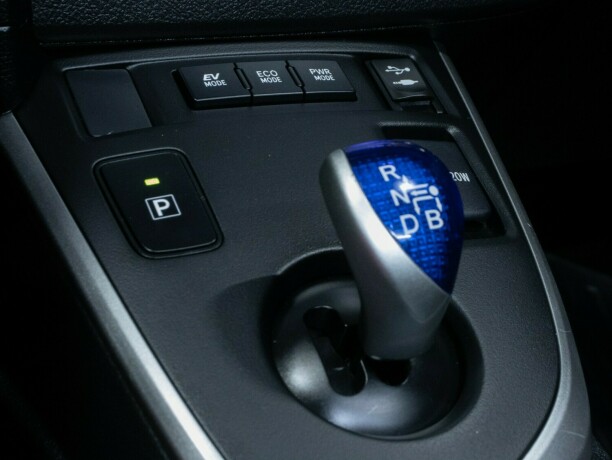 toyota-auris-bensin-2015-big-33