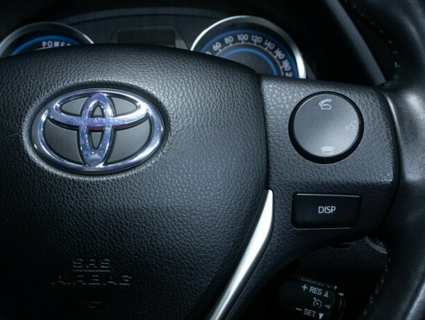 toyota-auris-bensin-2015-big-29