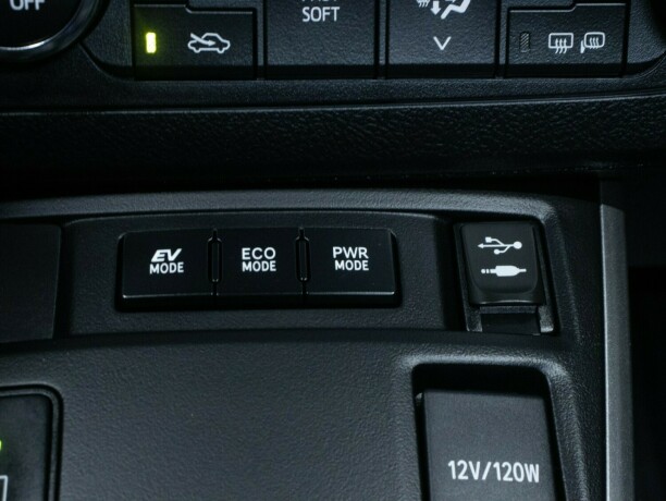toyota-auris-bensin-2015-big-39