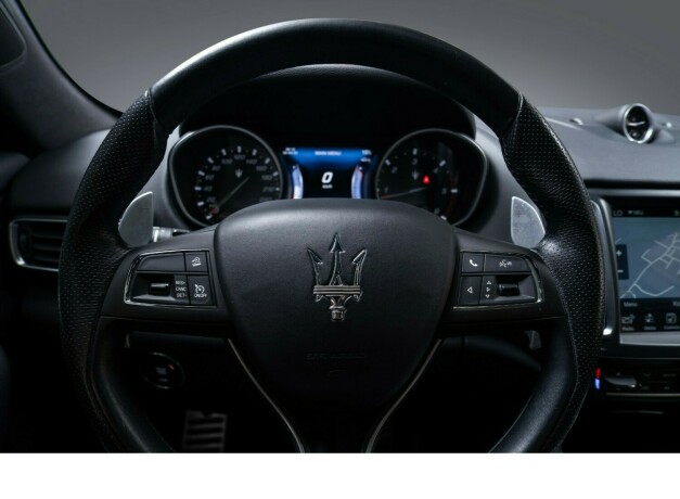 maserati-levante-diesel-2017-big-14
