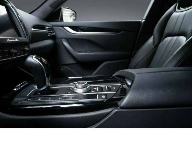 maserati-levante-diesel-2017-big-29