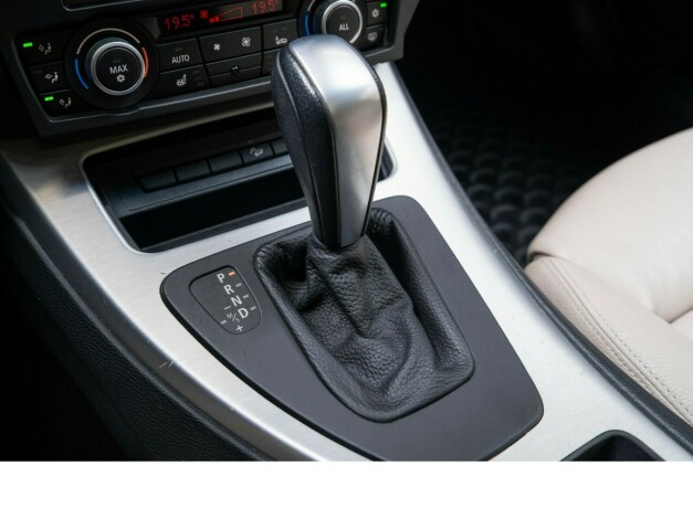 bmw-3-serie-diesel-2010-big-17