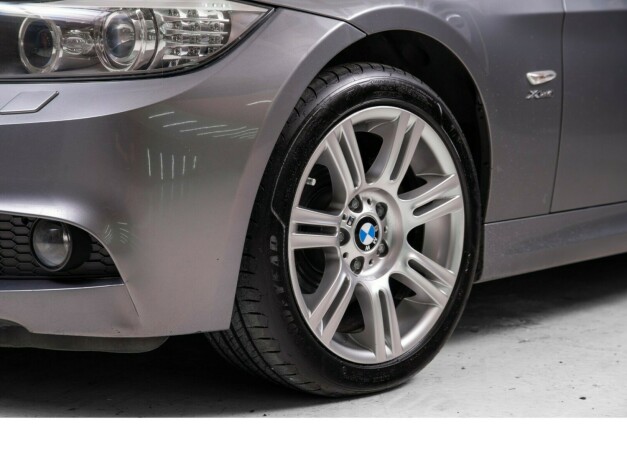 bmw-3-serie-diesel-2010-big-4