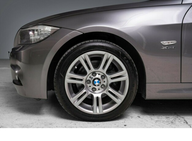 bmw-3-serie-diesel-2010-big-8