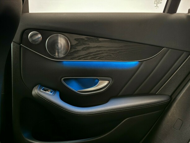 mercedes-benz-glc-elektrisitetbensin-2017-big-12