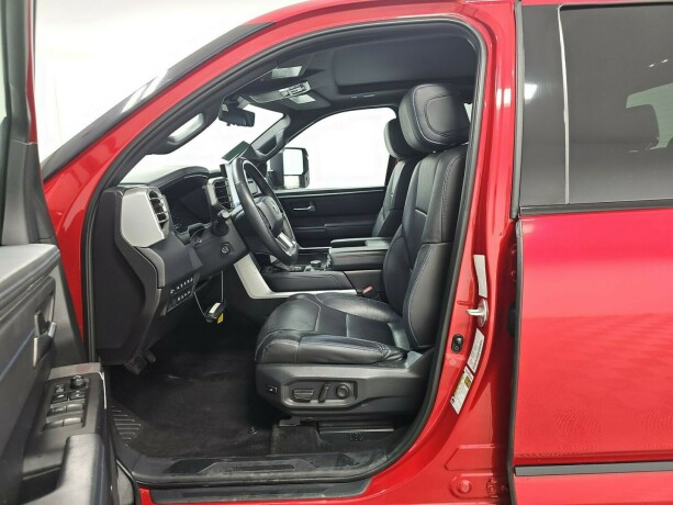 toyota-tundra-elektrisitetbensin-2022-big-5