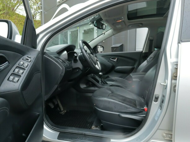 hyundai-ix35-diesel-2010-big-3