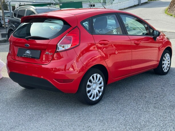 ford-fiesta-bensin-2016-big-4