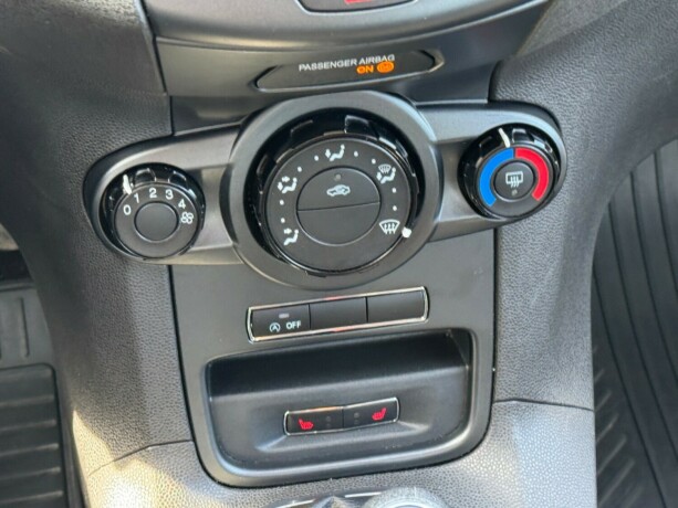 ford-fiesta-bensin-2016-big-11