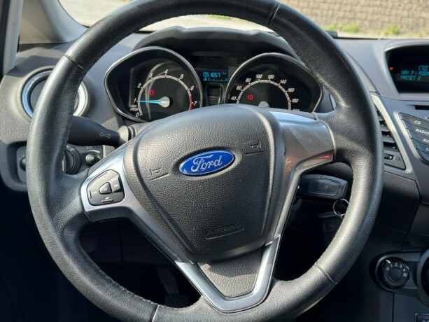 ford-fiesta-bensin-2016-big-9