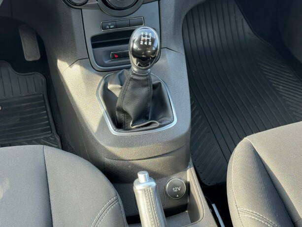 ford-fiesta-bensin-2016-big-12