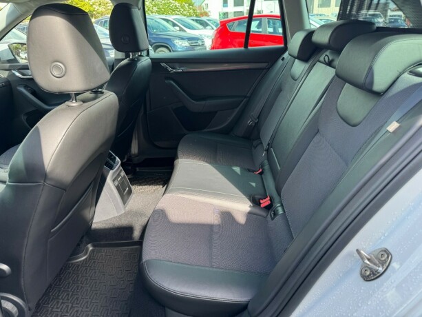 skoda-octavia-diesel-2018-big-16