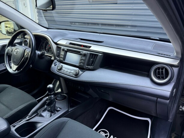 toyota-rav4-diesel-2015-big-12