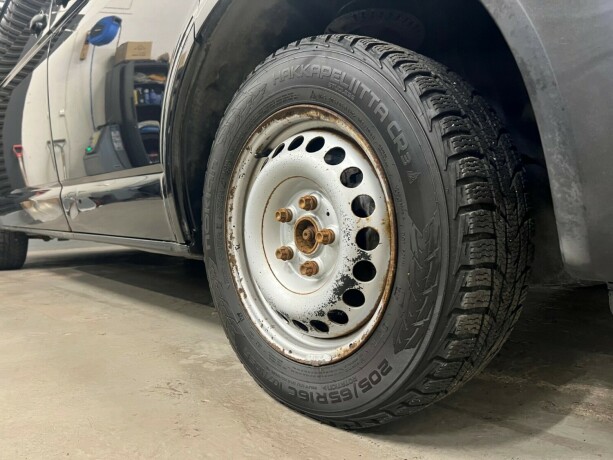 volkswagen-transporter-diesel-2014-big-6