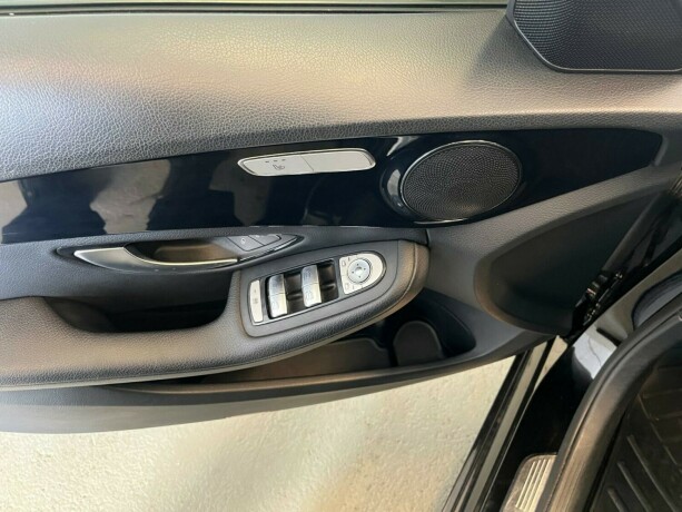 mercedes-benz-c-klasse-bensin-2014-big-7